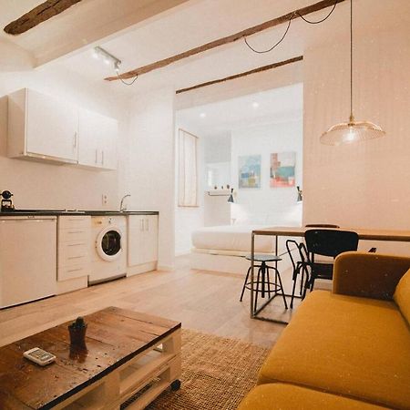 Charming Design Apartment Reina Sofia Madri Exterior foto