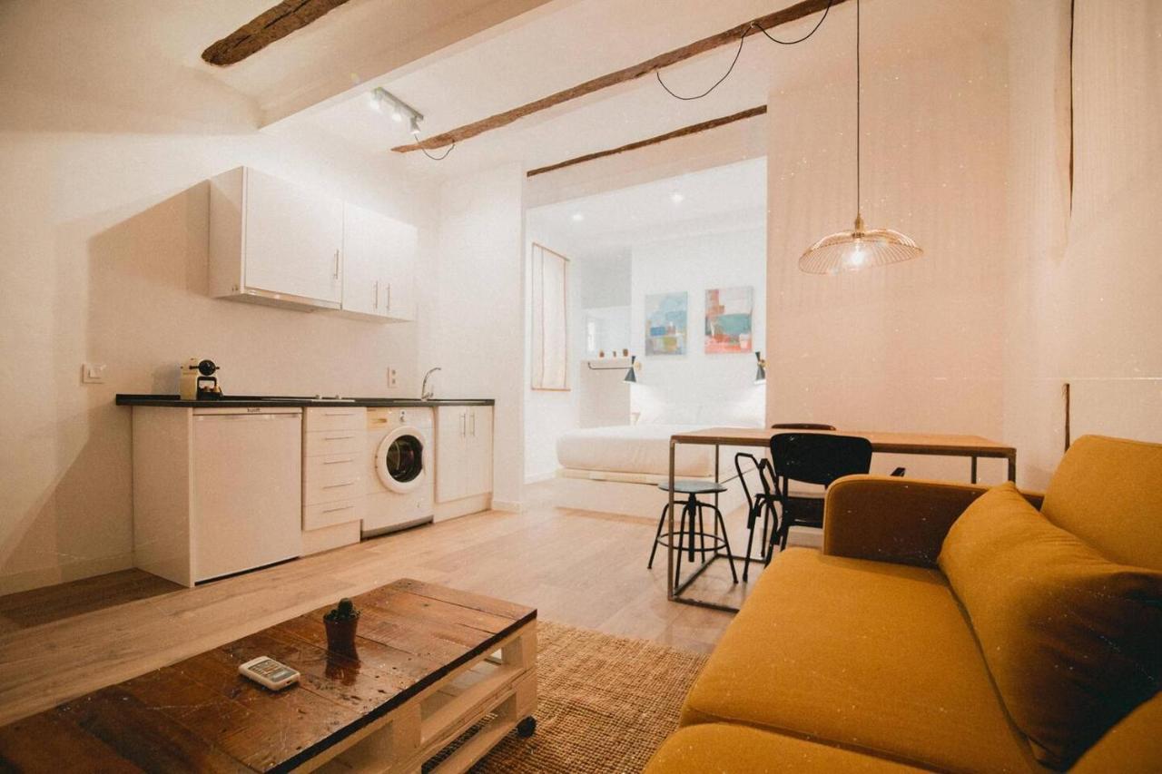 Charming Design Apartment Reina Sofia Madri Exterior foto